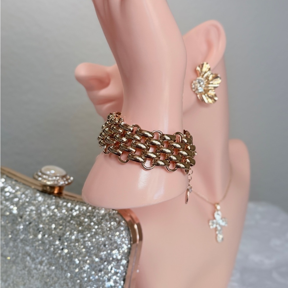 Time and Tru | Link Bracelet - Picture 8 of 11